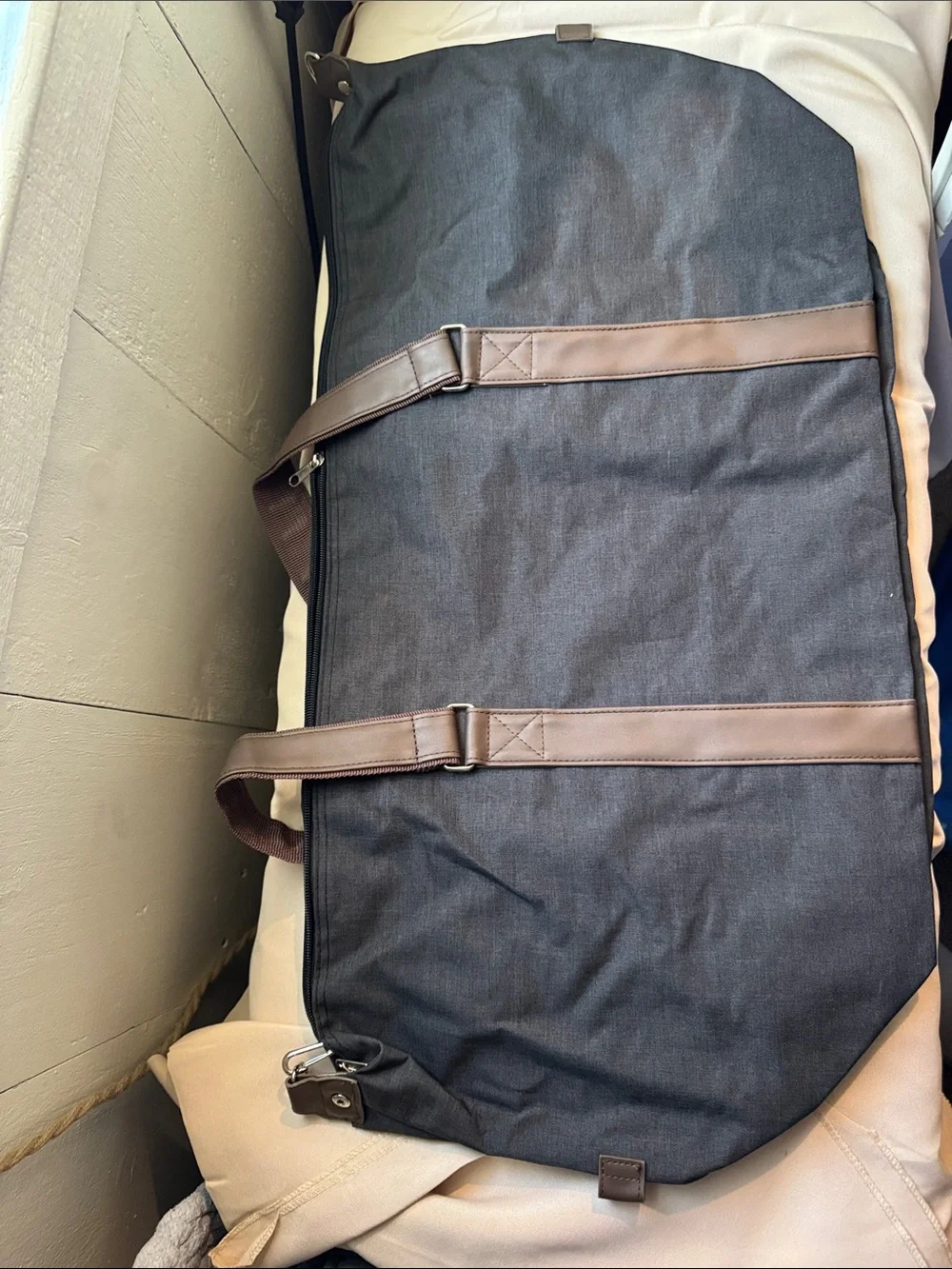 Bella Russo Canvas Duffel Travel Bag NWOT Dark Gray